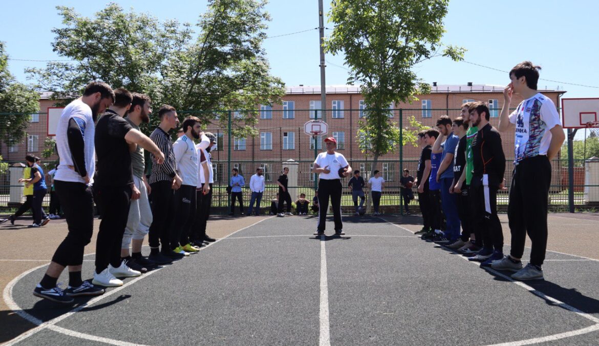 В ЧГПУ провели вузовские соревнования по гандболу