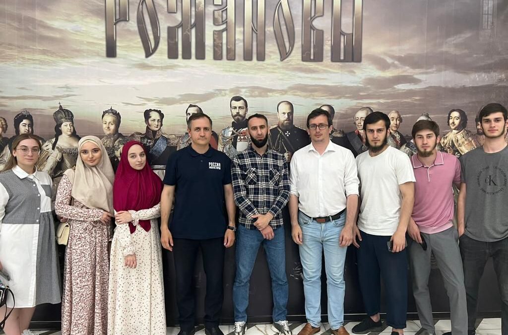 Студенты ЧГПУ посетили ДНФ «Россия-моя история»