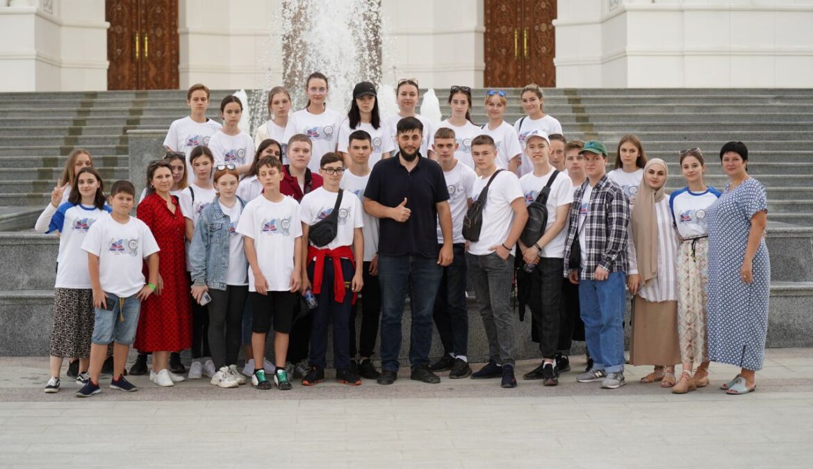Участники второй университетской смены посетили горные районы Чеченской Республики